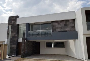 Casa en  Desarrollo Del Pedregal, San Luis Potosí