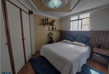 Apartamento en  El Rodeo, Medellín