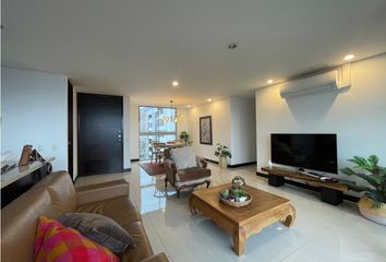 Apartamento en Carrera 43a, Castropol, Comuna 14 - El Poblado, Perímetro Urbano Medellín, Medellín, Valle De Aburrá, Antioquia, Rap Del Agua Y La Montaña, 050021, Colombia
