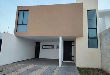 Casa en  Calle 65, Cholul, Mérida, Yucatán, 97306, Mex