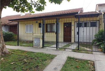 Casa en  Barrio Fortunato De La Plaza, Mar Del Plata