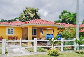 Casa en  Santa Clara, Antón