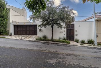 Casa en  Privada Monte Tolima, Villa Montaña Sectores Primer Y Segundo, San Pedro Garza García, Nuevo León, 66235, Mex