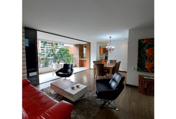 Apartamento en  Los Balsos, Medellín