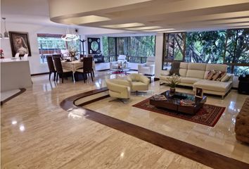 Apartamento en  Poblado, Medellín