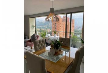 Apartamento en  Loma De Los Bernal, Medellín