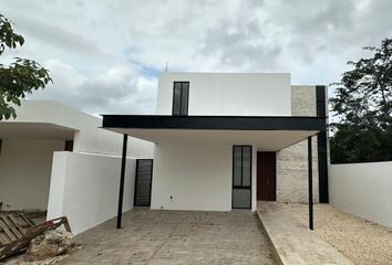 Casa en condominio en  Pueblo Conkal, Conkal