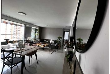 Apartamento en  Loma De Los Bernal, Medellín