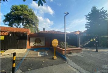 Casa en  Ciudad Jardín, Cali