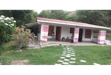 Villa-Quinta en  Tocaima, Cundinamarca