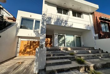 Casa en  Los Troncos, Mar Del Plata