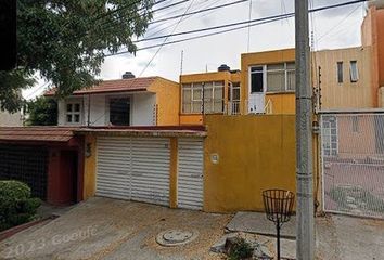 Casa en  San Lucas Tepetlacalco, Tlalnepantla De Baz