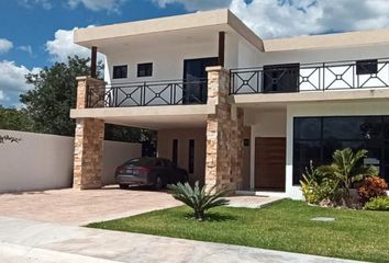 Casa en condominio en  Komchen, Mérida, Yucatán