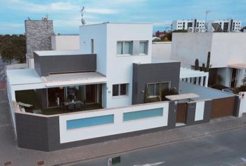Villa en  Pilar De La Horadada, Alicante Provincia
