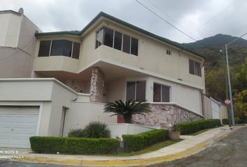Casa en  Colinas Del Sur, Monterrey