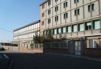 Edificio en  Oliver - Valdefierro, Zaragoza