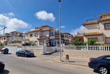 Chalet en  La Zenia, Alicante Provincia