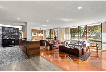 Apartamento en  La Carolina, Bogotá