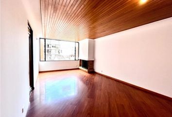 Apartamento en  Santa Barbara Norte, Bogotá