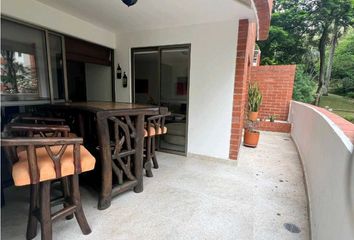 Apartamento en  Aguacatal, Cali