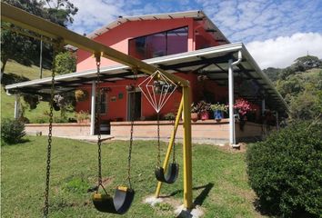 Villa-Quinta en  La Ceja, Antioquia