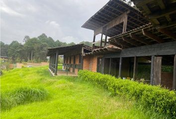 Casa en  Avándaro, Valle De Bravo