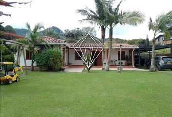 Villa-Quinta en  El Carmen De Viboral, Antioquia