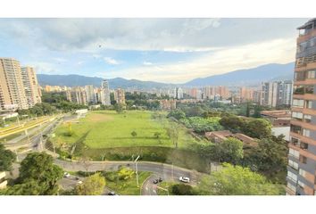 Apartamento en  Conquistadores, Medellín