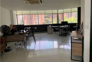 Oficina en  Manila, Medellín