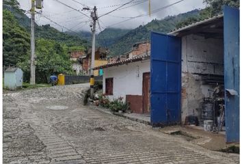 Local Comercial en  Heliconia, Antioquia