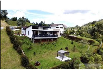 Villa-Quinta en  El Carmen De Viboral, Antioquia