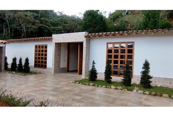 Casa en  La Ceja, Antioquia