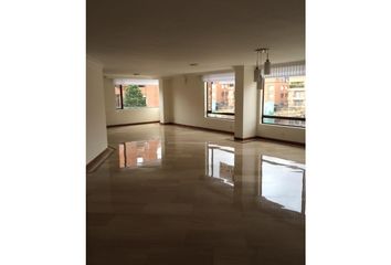 Apartamento en  Santa Barbara Norte, Bogotá