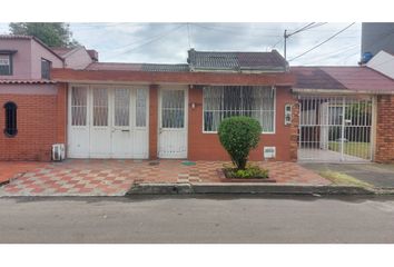 Casa en  Normandía Occidental, Bogotá