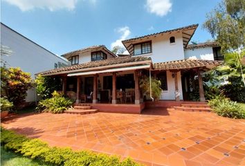 Casa en  Ciudad Jardín, Cali