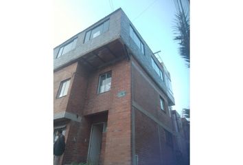 Casa en  La Calleja, Bogotá