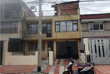 Casa en  Ciudad Jardín, Bogotá