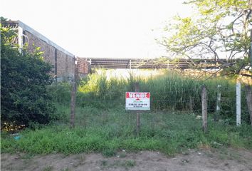 Lote de Terreno en  Villa Venilda, Yopal