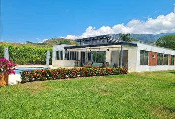 Casa en  San Lucas, Medellín