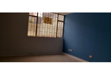 Casa en Santa Barbara Norte, Bogotá