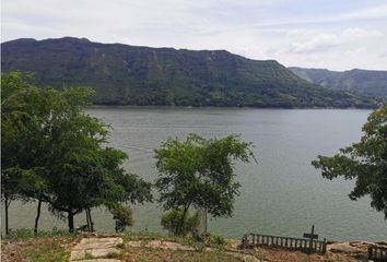 Villa-Quinta en  Prado, Tolima