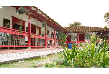 Villa-Quinta en  El Carmen De Viboral, Antioquia