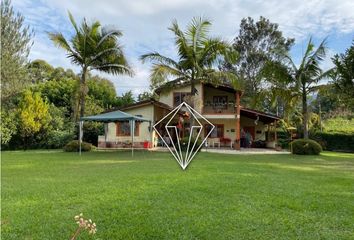 Villa-Quinta en  El Carmen De Viboral, Antioquia