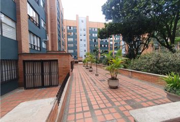 Apartamento en  Aguacatala, Medellín