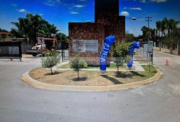 Lote de Terreno en  Avenida San Patricio, Cadereyta Jiménez, Nuevo León, 67465, Mex