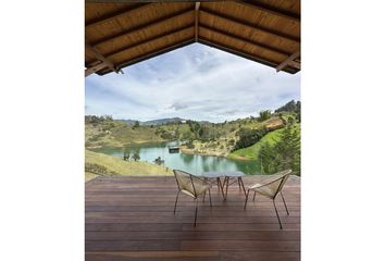 Casa en  El Peñol, Antioquia