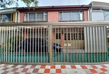 Casa en  Santa Barbara Norte, Bogotá