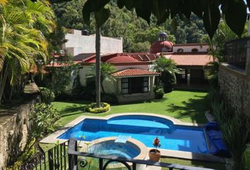 Casa en condominio en  La Cañada, Cuernavaca, Morelos