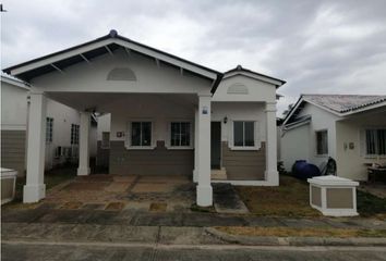 Casa en  Ciudad Vacamonte, Arraiján