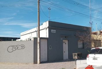 Casa en  Calle 17, Mercedes, Provincia De Buenos Aires, Arg